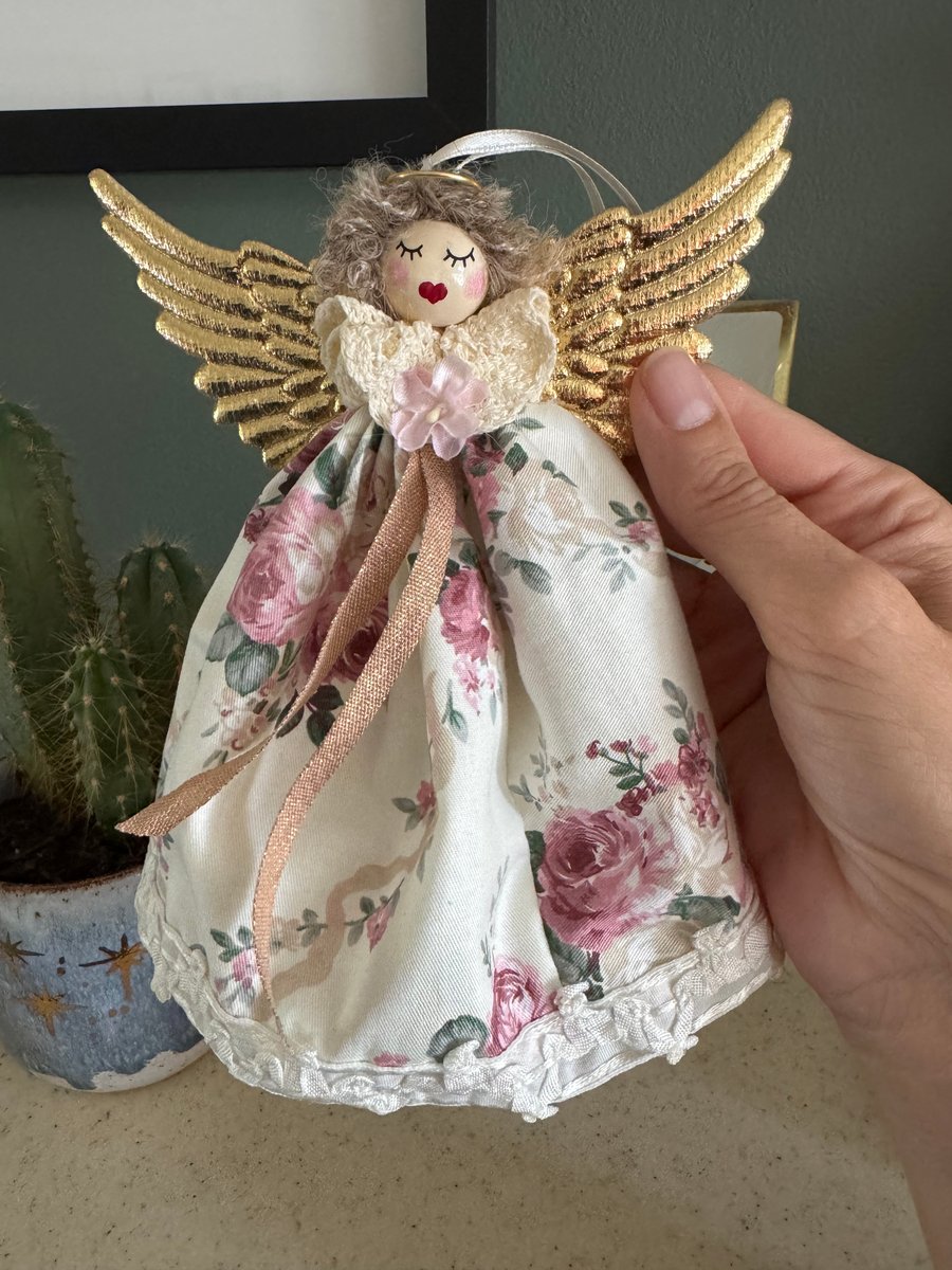 Beautiful Vintage Fairy Dusky Pink Roses Dress Christmas Angel 