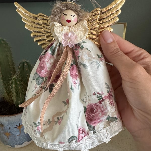 Beautiful Vintage Fairy Dusky Pink Roses Dress Christmas Angel 