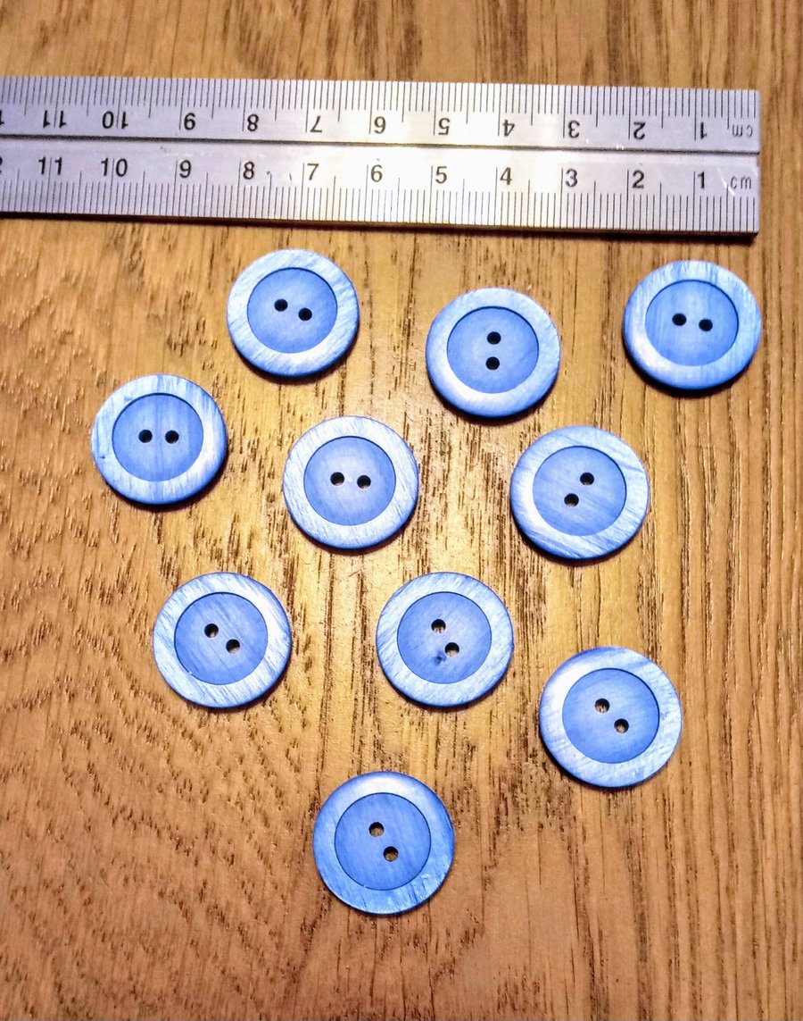 Pack of 10 quality ITALIAN turquoise pearlised BUTTONS for sewing & knitting