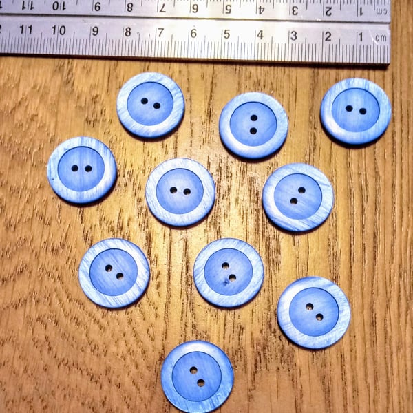 Pack of 10 quality ITALIAN turquoise pearlised BUTTONS for sewing & knitting