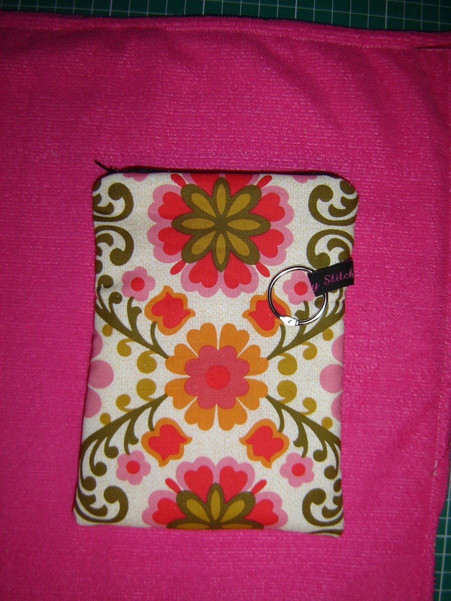 Handmade Retro Flowers e-Reader case
