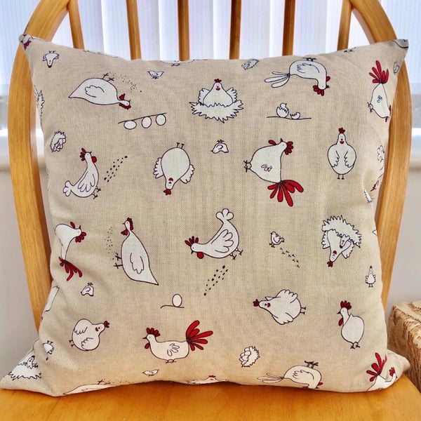 Chickens: Decorative Feature Scatter Cushion, 17” (43cm) with Pad
