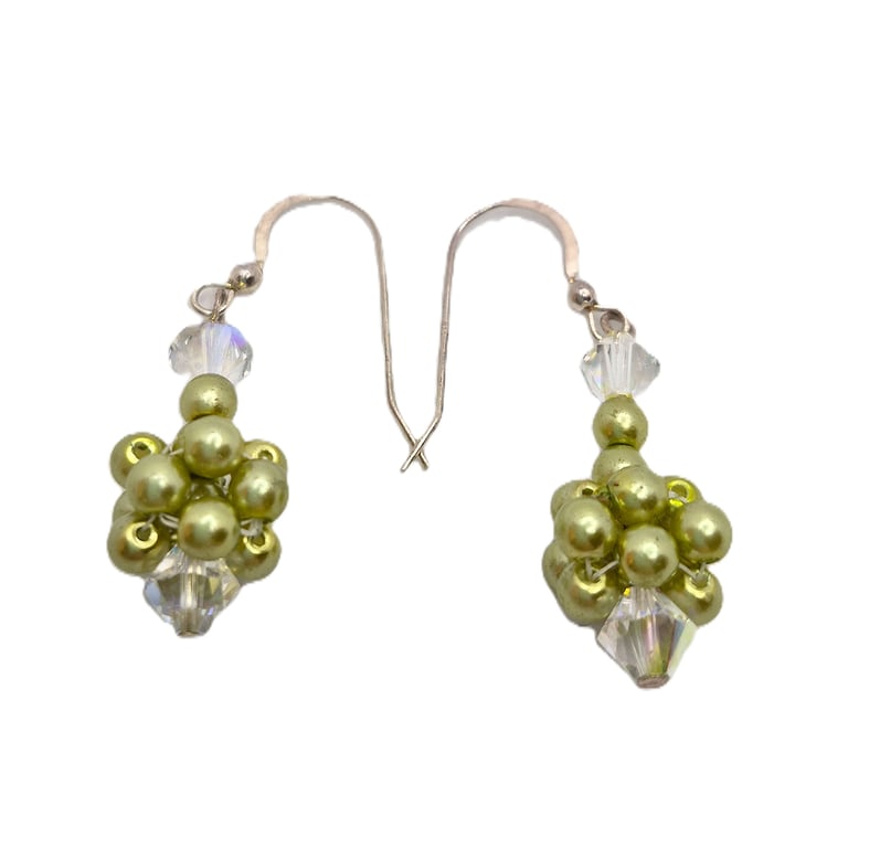 "Bunch of grapes" drop earrings with Swarovski pearls and crystals