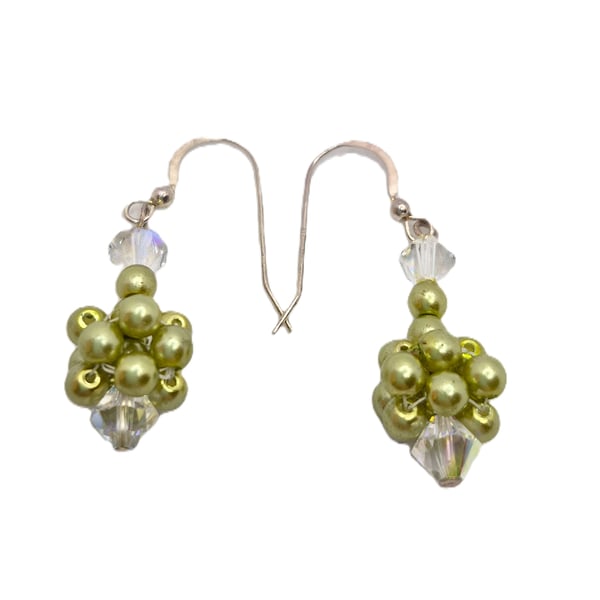 "Bunch of grapes" drop earrings with Swarovski pearls and crystals