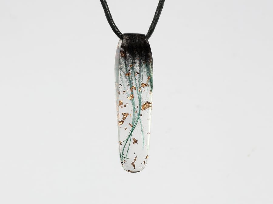 Resin Pendant Necklace 