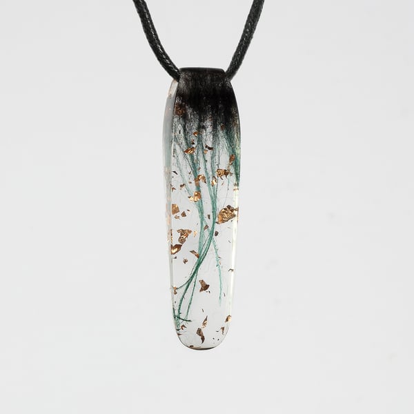 Resin Pendant Necklace 
