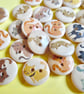 10 x Small Comic Cat  Wood Patterned Buttons  2 holes 14mm - Image 2
