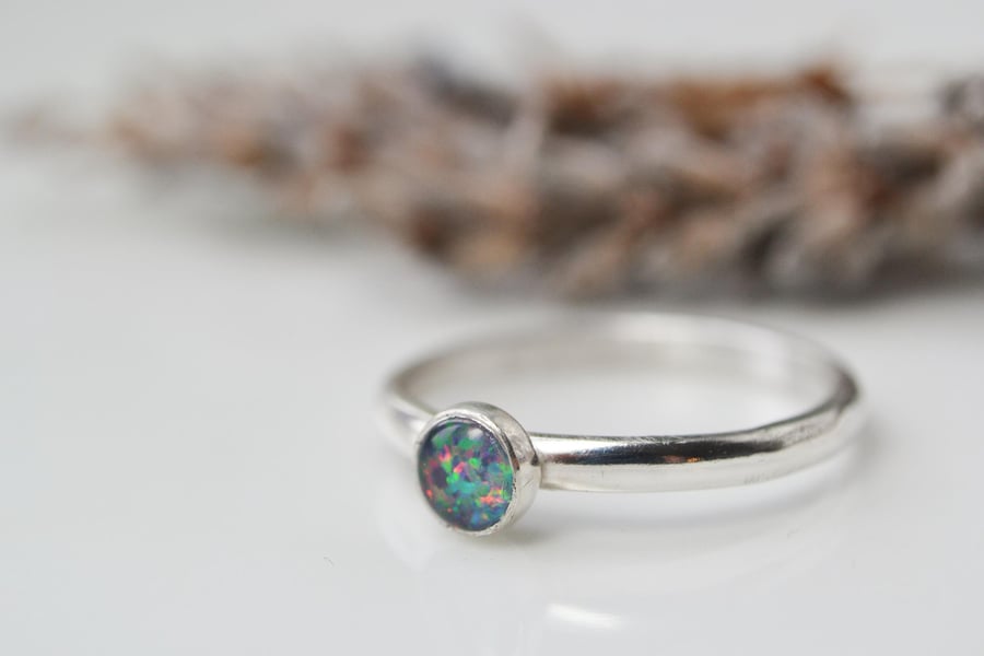 Sterling silver opal triplet ring 