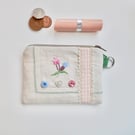 Coin purse in reclaimed embroidered cloth with vintage style trim