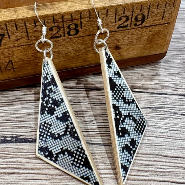 Upcycled wood earrings - cross stitch