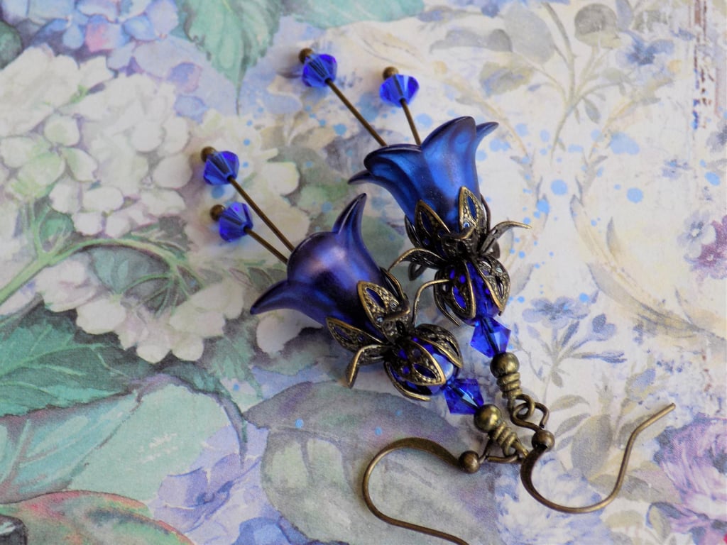 Majestic Blue Hand Painted Lucite Flower Earrings, Floral Boho Dangle Vintage