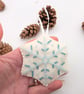 Embroidered snowflake decoration - Image 3
