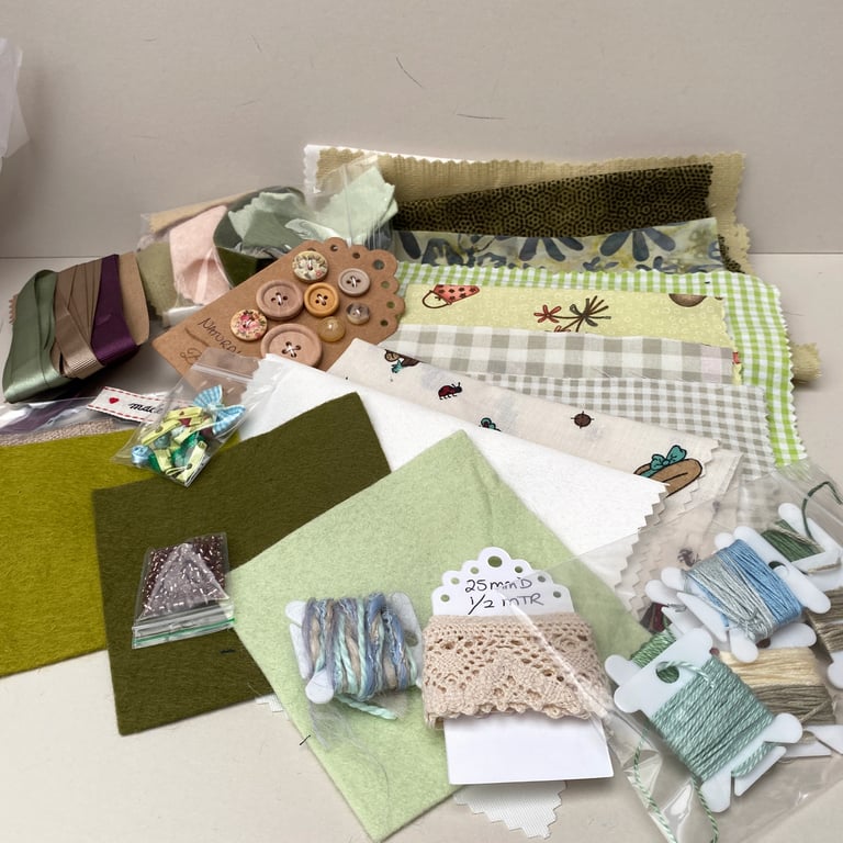 Slow stitched fabric supply pack, ref 10, textile haberdashery kit