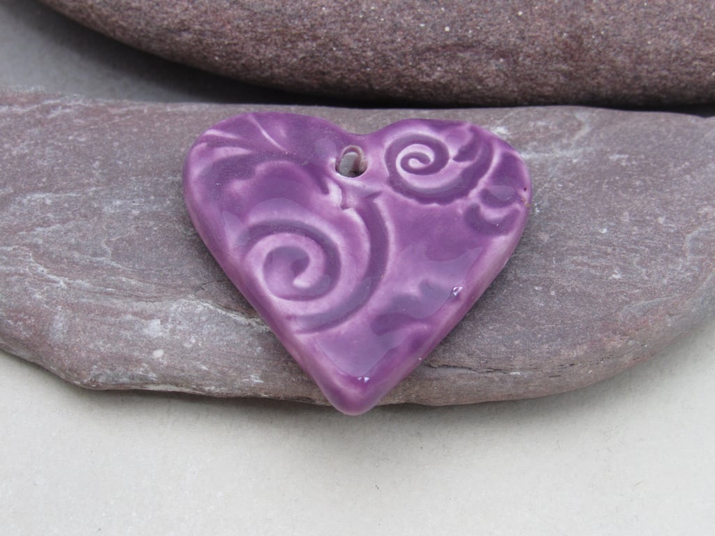 Medium Lilac Purple Brocade Texture Heart Shaped Ceramic Pendant