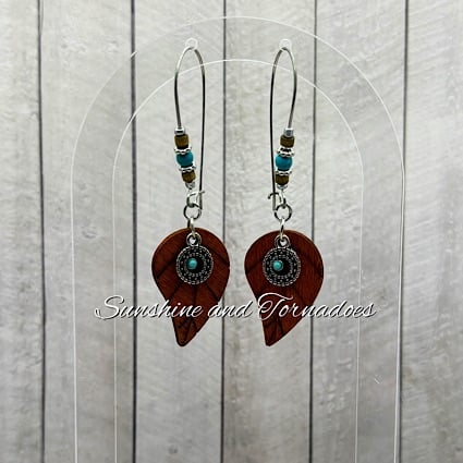 Handmade Wooden Leaf & Turquoise Howlite Earrings – Boho Nature Jewellery.