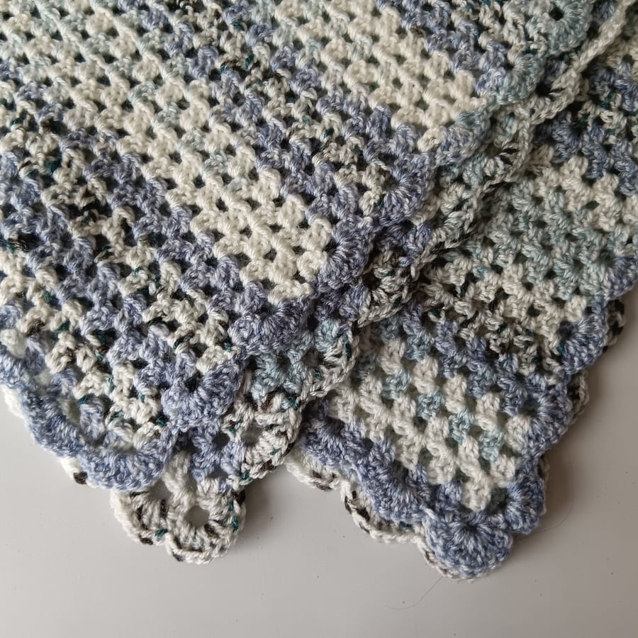 Crochet Blanket (Blue Fox) - soft, cosy and warm