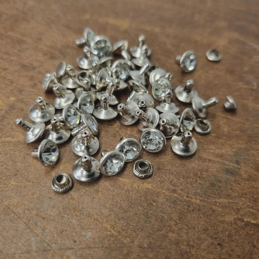 X25 Decretive DimondGem Clear Rivets Studs Metal 8mm