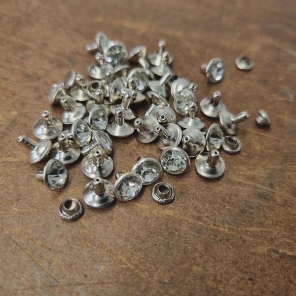 X25 Decretive DimondGem Clear Rivets Studs Metal 8mm