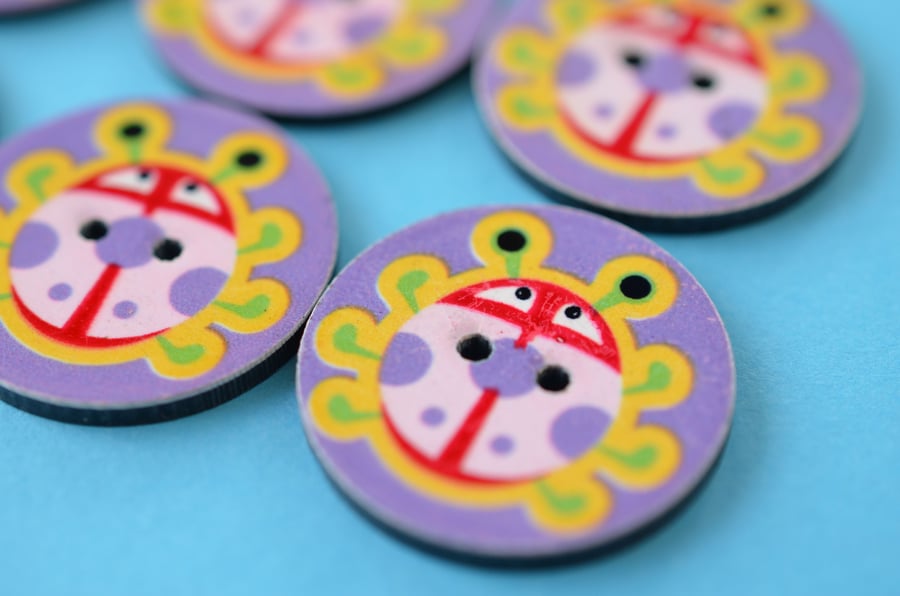 Ladybird Buttons Purple Pink Yellow Plastic 6pk 25mm (P5)