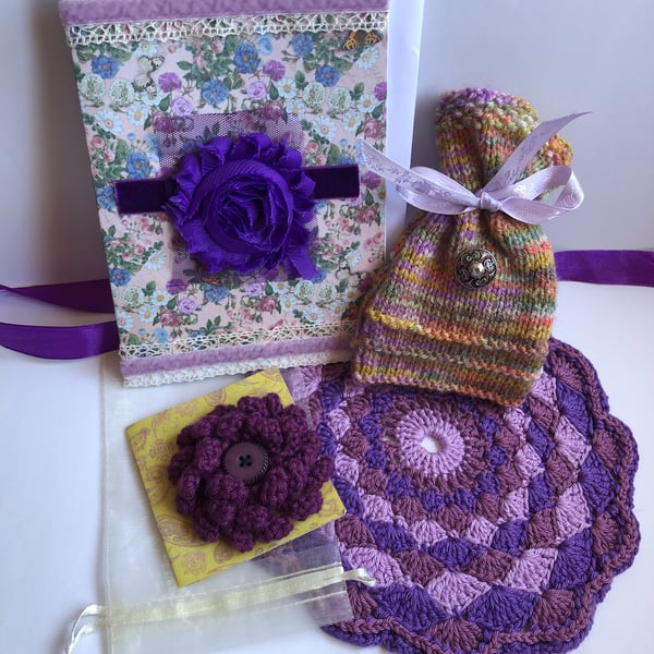 Gift set of handcrafted goodies 