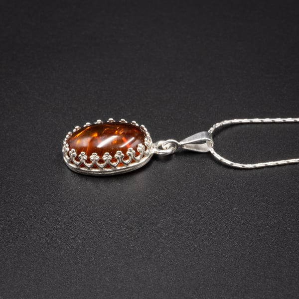  Baltic amber and sterling silver gemstone pendant necklace