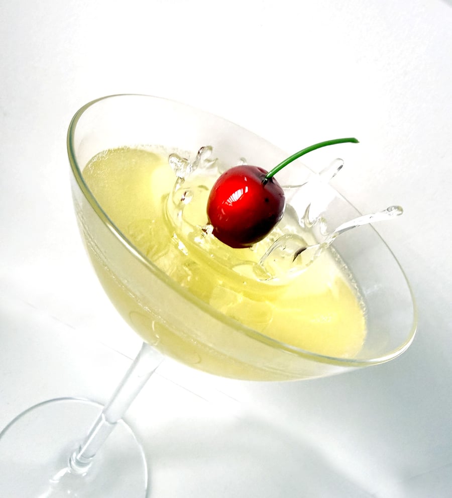 Champagne Splash Effect Fake Food Art Cocktail