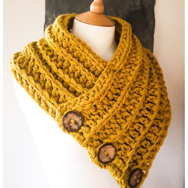 Borth Button Cowl - Sunflower 