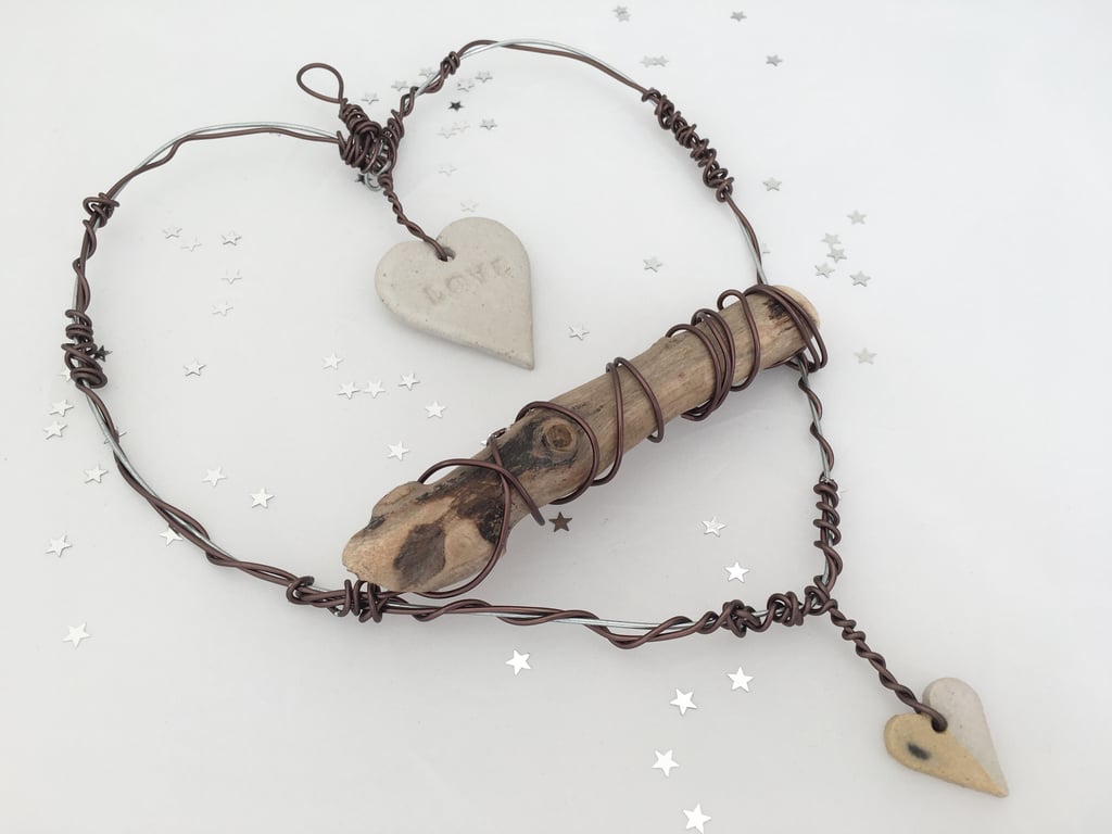 Wire art sculpture, hand made wire art, wall decor, home decor, hanging heart