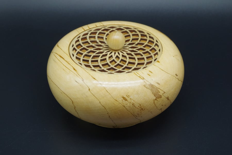 Handmade Wooden Potpourri, Lavender Bowl. Coloured Beech.