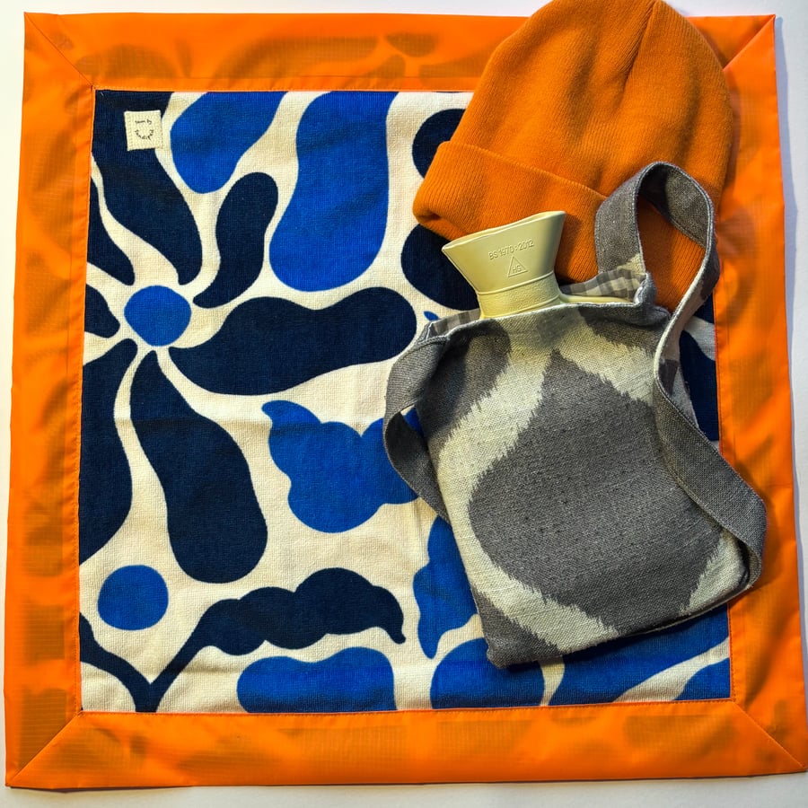 Wild swim mat for changing after watersports