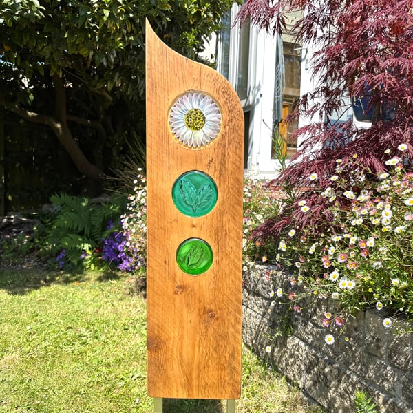 Fused Glass & Reclaimed Wood Daisy Garden Art 