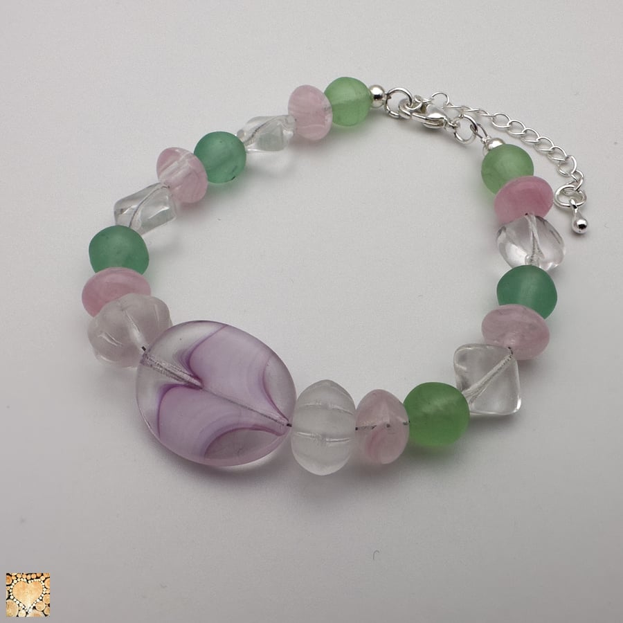Handmade Jade and Rose Glass Bead Bracelet