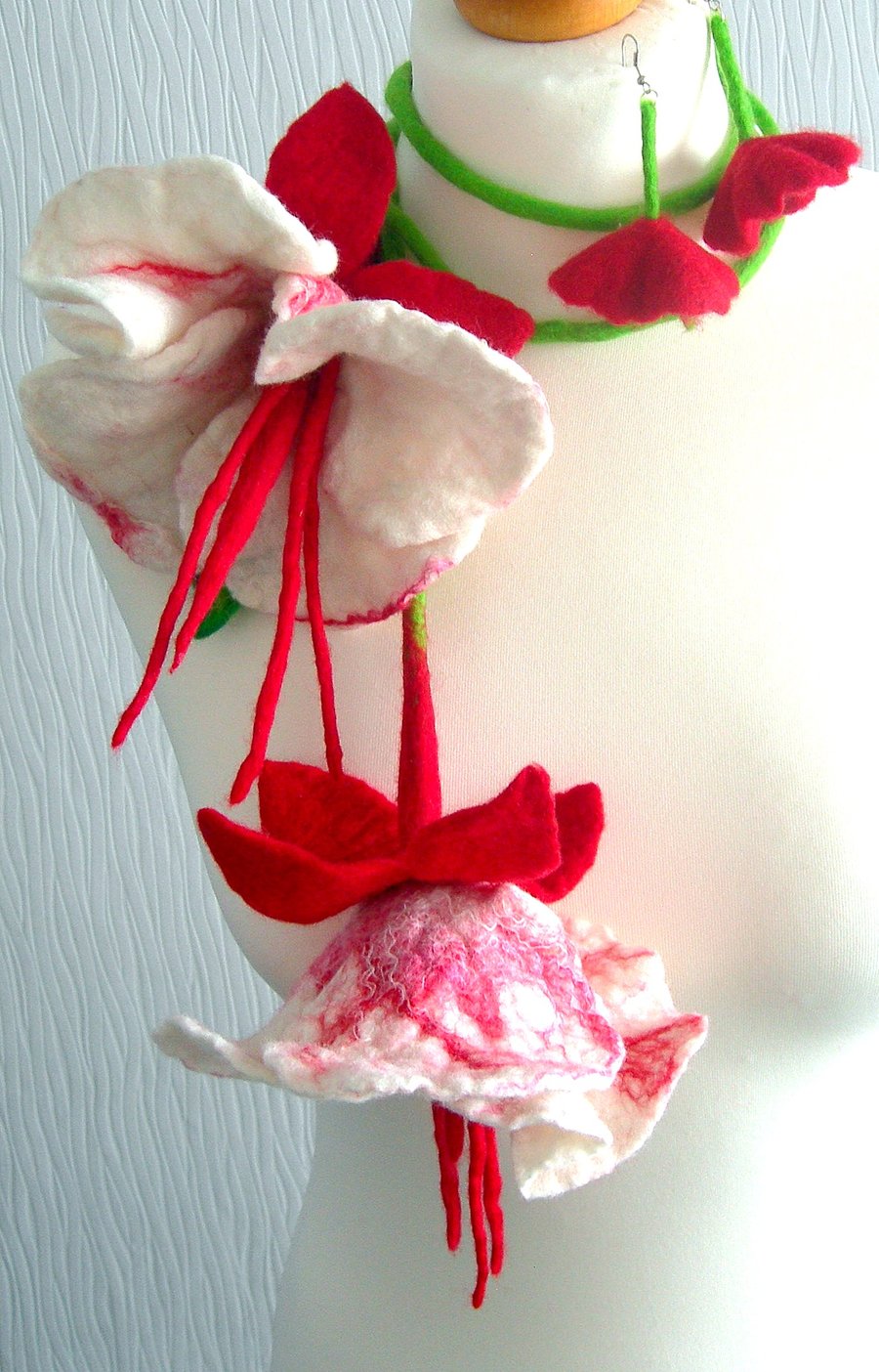  Hand Felted, Wool Jewelry felted NECKLACE- and  earrings -100% WOOL MERINO