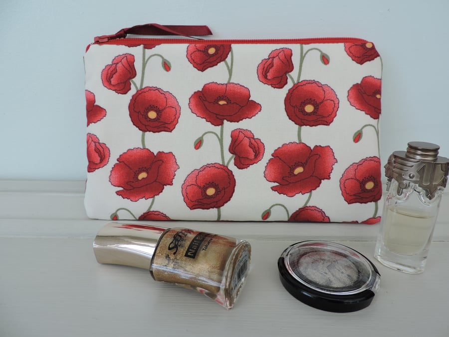  Make Up Bag, Zipped Pouch Poppies