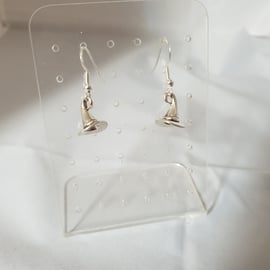 Witches hat earrings. 