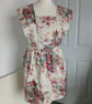 1940's retro style cross back apron 