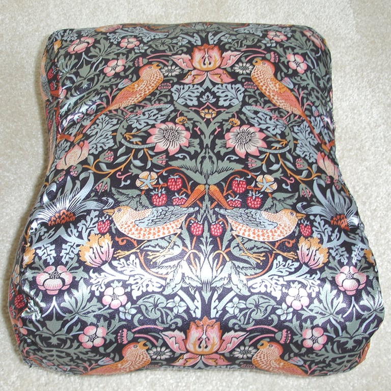 Tempur Original Travel Neck Pillow Cover William Morris Strawberry Thief Satin