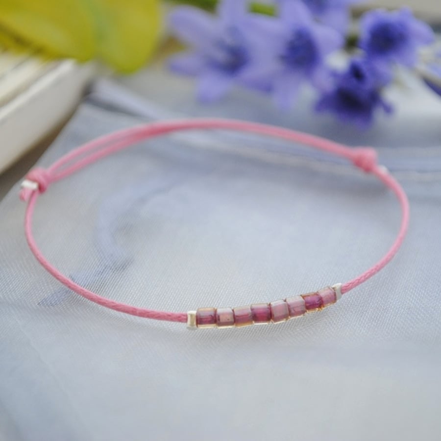 Friendship Bracelet-Pink bead bracelet