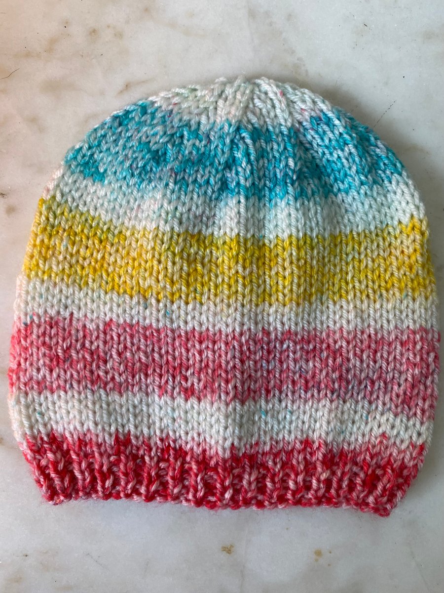 Striped baby beanie, hand knitted. 0-3 months