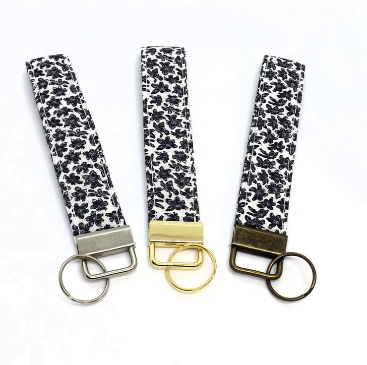 Handmade Fabric Wristlet Key Fob, Easy Hold Des... - Folksy