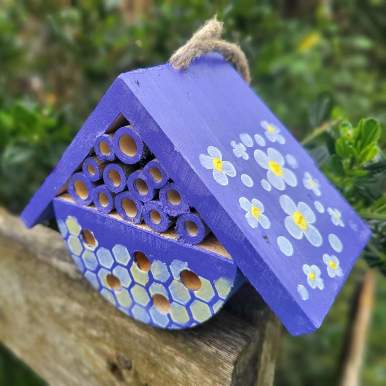 Tiny Wooden Bee Hotel - Small Bug House for Balcony or Garden - Lavender style