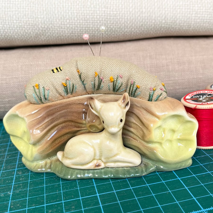 Vintage Hornsea deer pincushion embroidered flowers and bee