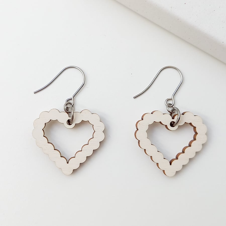 SECONDS SUNDAY Heart Wooden Dangle Earrings White