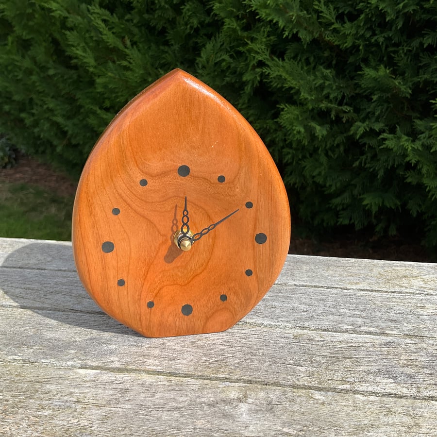 Cherry Wood Clock (WC22)