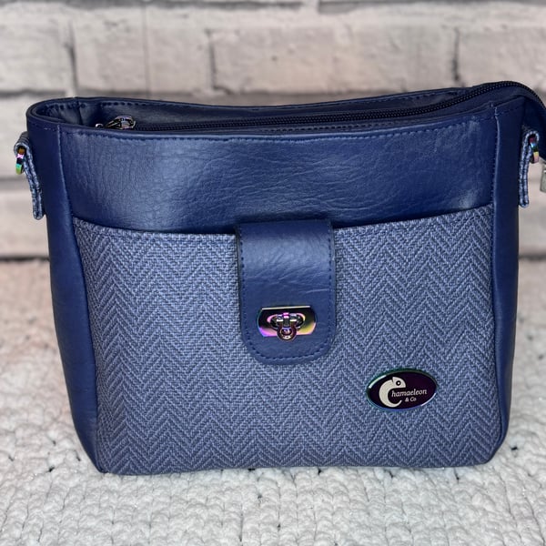 Handbag in Navy and lace faux leather handbag with lots of pockets