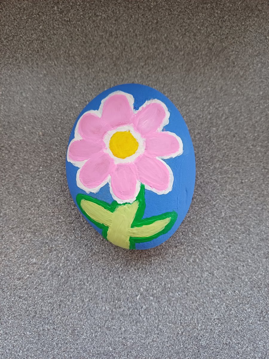 Hand painted pink daisy flower stone, colourful painted stone, painted rocks
