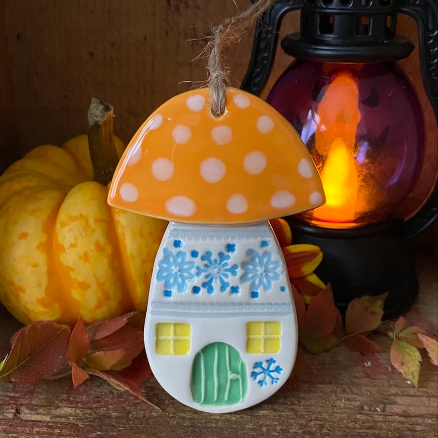 Ceramic toadstool decoration