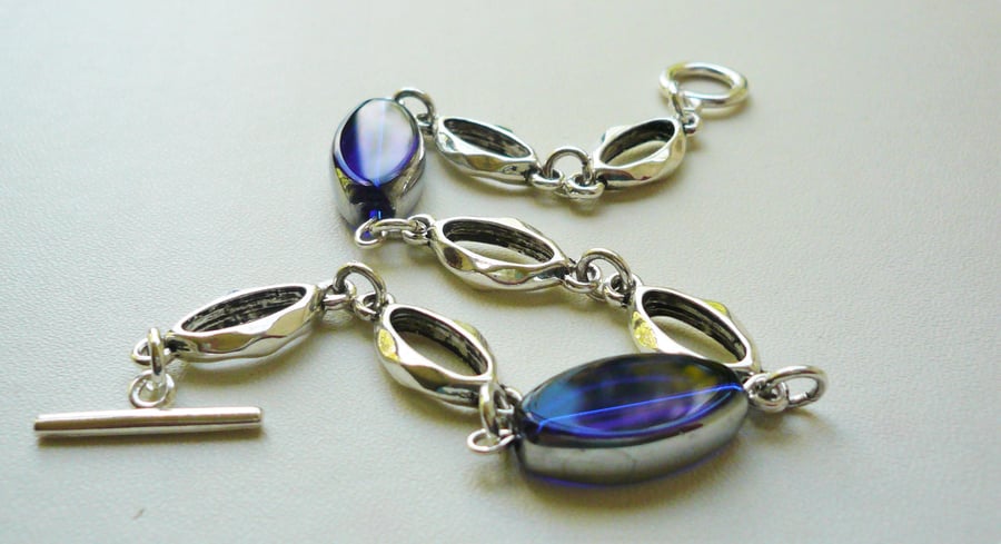 Royal Blue Electroplated Glass Oval Bead  Silver Link Bracelet  KCJ1827