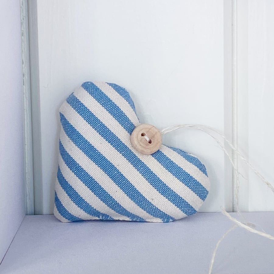 CORNFLOWER BLUE STRIPED HEART - lavender or padded, short shape