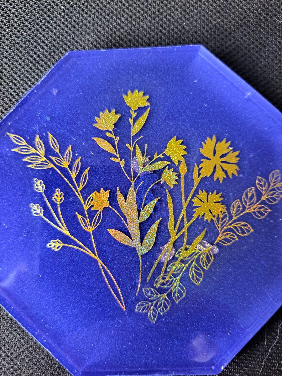Set of 4 Sapphire Resin Coasters with Gold Floral Design – Handmade Octagon